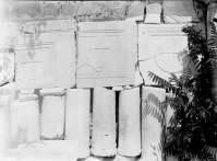 Раннехристианские алтарные преграды и колонны из раскопок средневековых храмов Херсонеса
